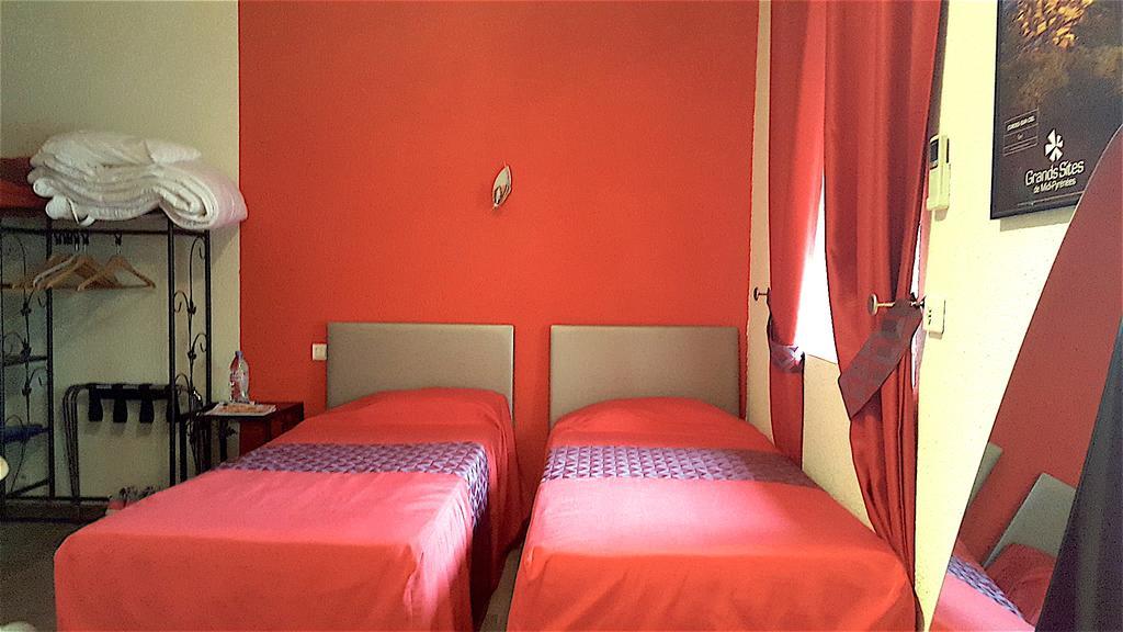 Hotel Le Gambetta Carmaux Экстерьер фото